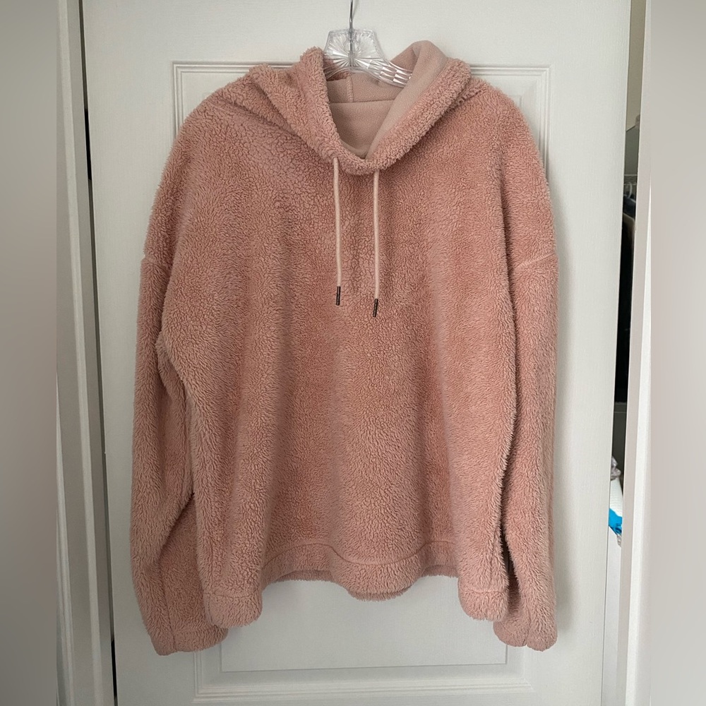 Champion Faux Fur Cowl Neck Light Pink Pullover Sweater